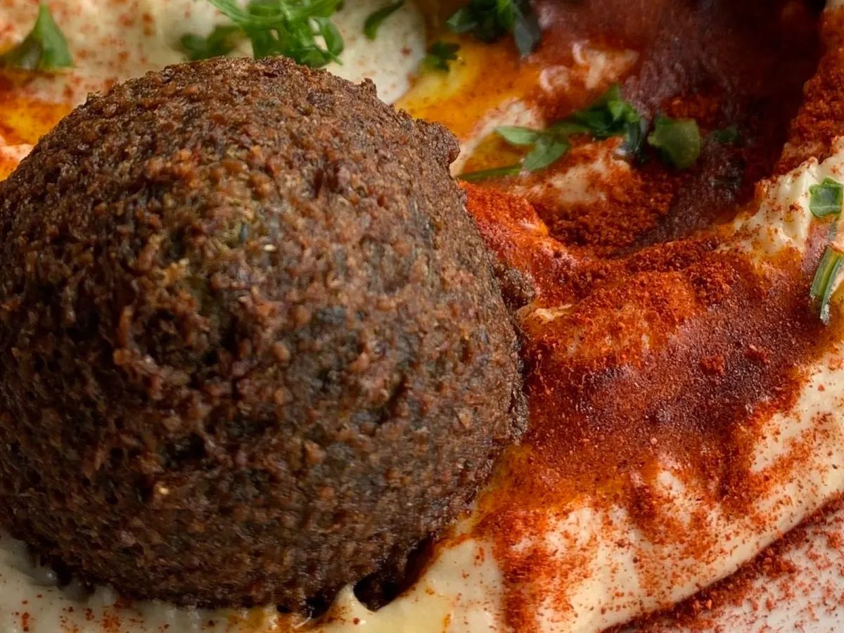 Etzel Itzik Deli